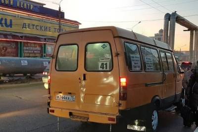 Узбекская диаспора сделала проезд на 20 маршрутных автобусах бесплатным 13 мая