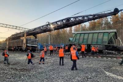 В Карелии после ликвидации последствий аварии открыт один путь для следования мурманских поездов