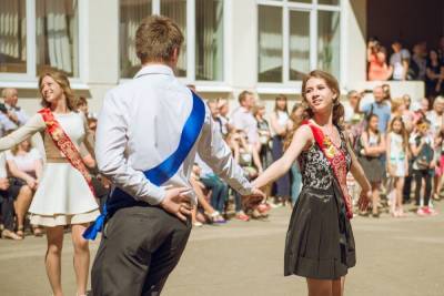 Родителей пустят на выпускные в школы и детсады Новосибирска