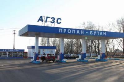 Газ для заправки авто за год подорожал в Омской области на 6 рублей