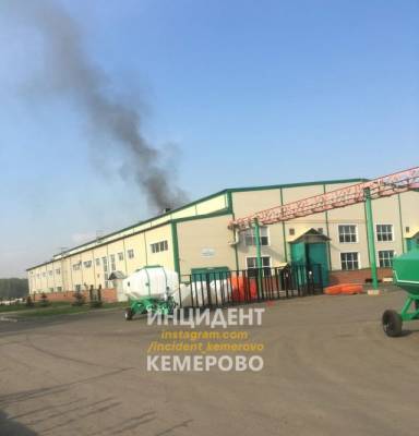 В Кемерове загорелось производственное здание