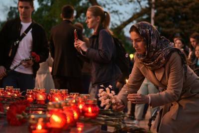 Краснодарцы почтили память погибших в казанской школе