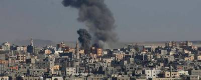 Ракетный удар Израиля разрушил высотное здание в центре Газы