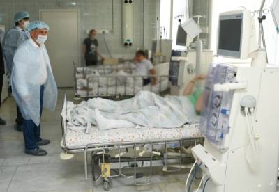 Четырнадцать детей, пострадавших в школе Казани, находятся в больнице