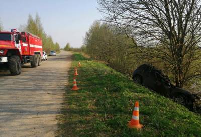 Не пристегнутый ремнем молодой водитель погиб в ДТП на дороге в Тверской области