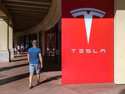 Илон Маск приостановил продажу Tesla поза биткоины в связи с борьбой за экологию