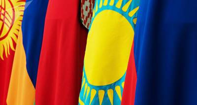 Бахыт Султанов - Казахстан продлил для Армении низкие импортные таможенные пошлины в ЕАЭС - ru.armeniasputnik.am