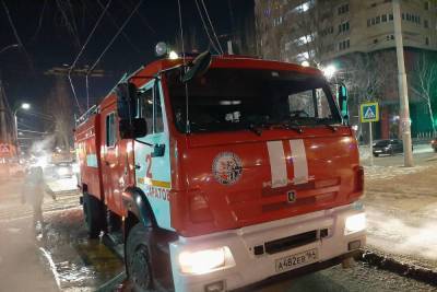 В Саратове жильцов девятиэтажки эвакуировали из-за пожара, который устроил нетрезвый сосед