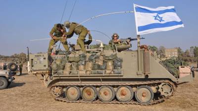 Силы ЦАХАЛ ждут команды к наземной операции в секторе Газа
