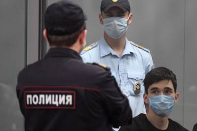 Обвиняемого в стрельбе в казанской школе отправят на экспертизу в Москву