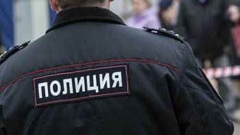 Братья из Харовска побили полицейского