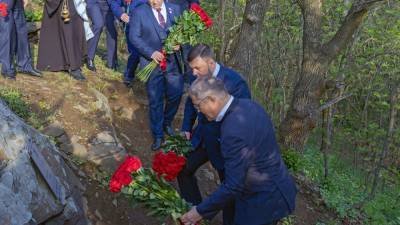 Глава Башкирии посетил место гибели генерал-майора Шаймуратова в ЛНР