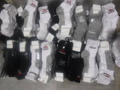 В Курганской области остановили фуру с поддельными носками Adidas, Reebok и Nike
