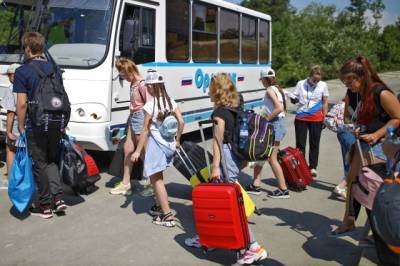 Эксперт назвал среднюю сумму компенсации за путевку в детский лагерь