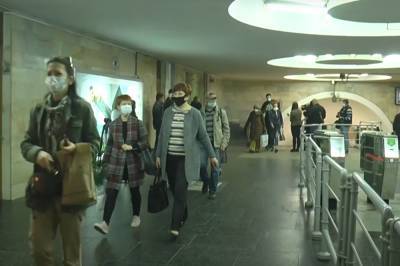 "В три раза больше": в метро Киева хотят поднять цены на проезд