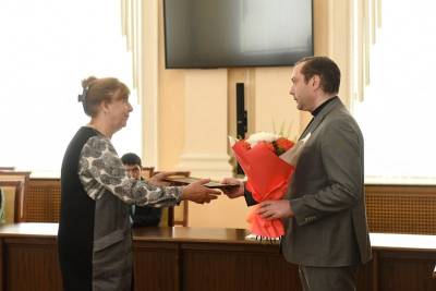 В Смоленске работники скорой медпомощи получили награды