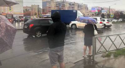 На Ярославль обрушатся затяжные дожди и грозы: назвали даты