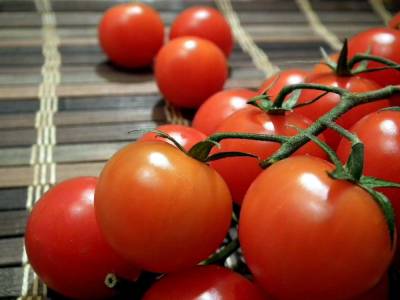 Медики рассказали, что происходит с организмом при употреблении помидоров