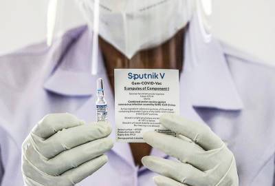 Срок годности вакцины "Спутник V" увеличили до 8 месяцев