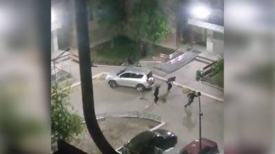 Покушение на убийство со стрельбой в Тюмени попало на видео