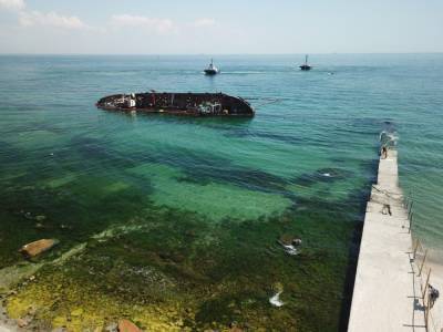 Затонувший танкер Delfi передали государству: что известно о суде