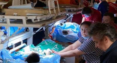 Путин: На лечение пострадавших в Казани направлены все силы здравоохранения