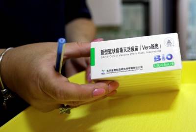 Китаец, вакцинировавшийся в Украине: Прочитал сообщение посольства, что можно получить прививку, и записался