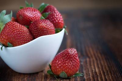 Врач назвал ягоду, предотвращающую сразу несколько видов рака