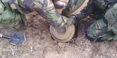 Украинские боевики установили около 400 мин в районе н.п. Луганское – НМ ДНР