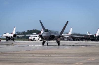 Чарльз Браун - ВВС США решили обновить парк истребителей: F-22 в долгосрочной перспективе в нём не будет - topwar.ru