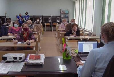 В Десногорске запустили курсы компьютерной грамотности для пожилых людей