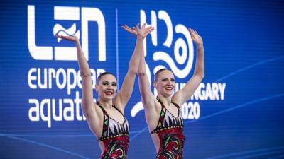 Золото со второй попытки: синхронистки Ромашина и Колесниченко одержали две победы на ЧЕ по водным видам спорта