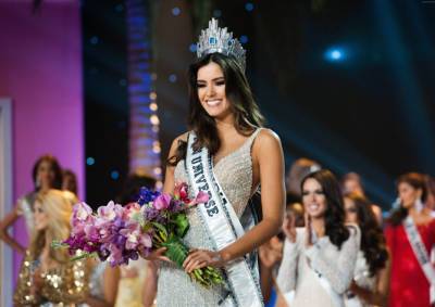 Владелец конкурса «Мисс Вселенная» судится с чешским производителем корон