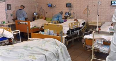 Позволят ли украинцам ухаживать за больными COVID-19 родственниками в стационарах: все "за" и "против"