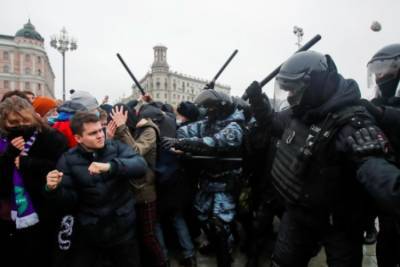 Вспыхнет спонтанно: у Навального заявили, что запланированных протестов больше не будет