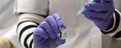 Ученые: смешивание вакцин от COVID-19 вызывает побочные эффекты
