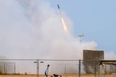 50 ракет ХАМАС запущены по израильским городам Ашкелон и Ашдод