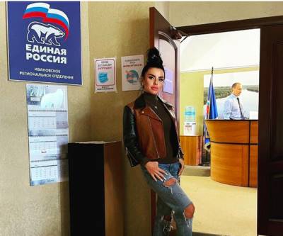 Юлия Волкова в качестве кандидата от партии «Единая Россия» на выборы в Госдуму записала предвыборное видео