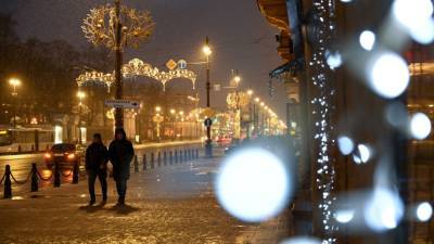 Городскому уличному освещению в Петербурге исполнилось 300 лет