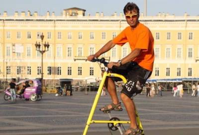 В Петербурге был создан самый высокий в мире велосипед