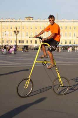 Самый высокий в мире велосипед создали в Петербурге