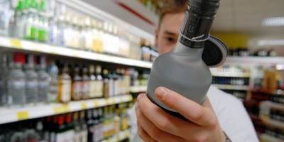 В Украине взлетели цены на алкоголь и сигареты