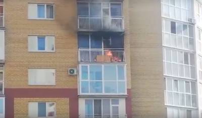 В Тюмени на улице Артамонова произошло возгорание балкона на 7 этаже