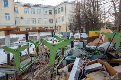 Чингис Акатаев: «Три четверти существующих учреждений образования просто рушатся» - tv2.today - Томск
