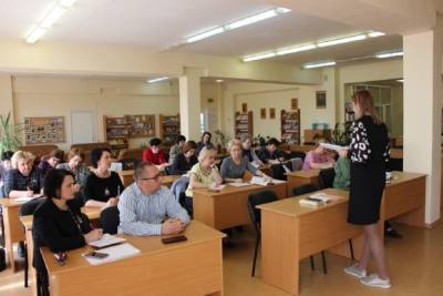 Готовность школ к экзаменам обсудили в Серпухове