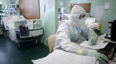 В России за сутки выявили 9462 случая заражения коронавирусом