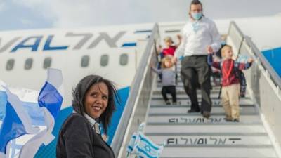 Несмотря на обстрелы: в Израиль прибыли 130 новых репатриантов