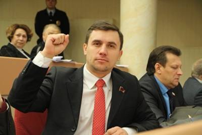 Коммунист Бондаренко заявил, что готов выдвинуться на выборы в Госдуму по округу Володина