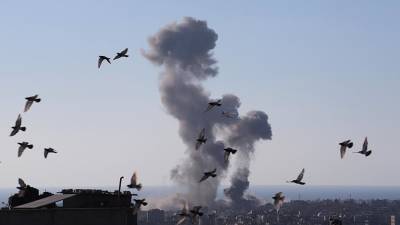 ХАМАС нанесло ракетный удар по химзаводу в Израиле