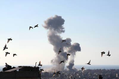 Израильская армия заявила о крупнейшей атаке по объектам в секторе Газа